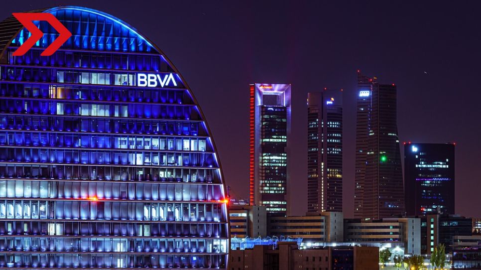 BBVA México, se expande con la creacion de oficina especializada en nearshoring ofreciendo asesoría en inversiones y herramientas financieras.