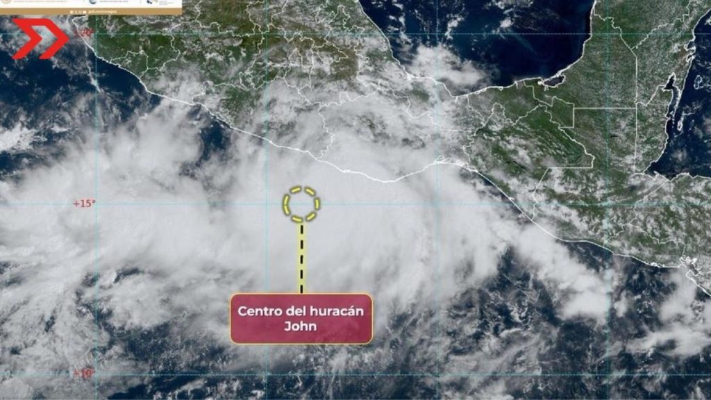 Huracán John categoría 1 se acerca a México, con fuertes lluvias, vientos y oleaje peligroso en varios estados del sur y sureste.