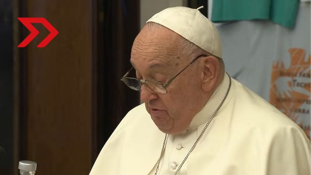 El Papa Francisco pide a los ricos pagar más impuestos para reducir la desigualdad destacando la importancia de compartir bienes.