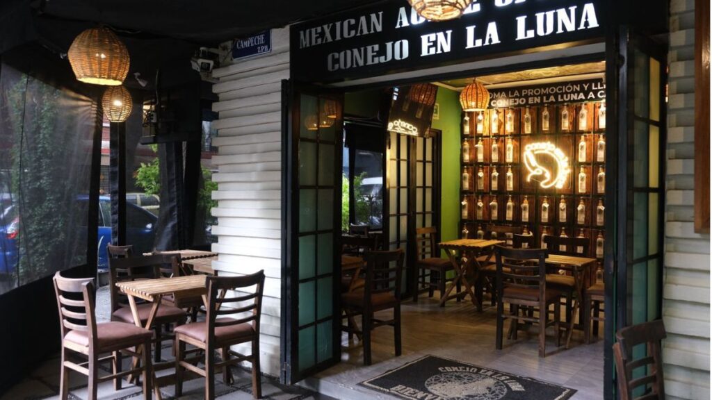 La mezcalería y restaurante, famosa por su compromiso con el comercio justo, anuncia la apertura de tres nuevas franquicias en la capital.