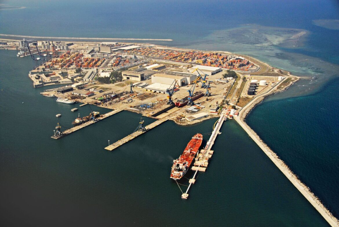 Hutchison Ports TNG (Talleres Navales del Golfo) conmemora 30 años de trayectoria en el puerto de Veracruz, consolidándose como un referente en la industria naval.
