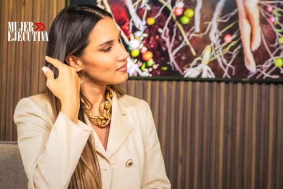 India Martínez llega a México