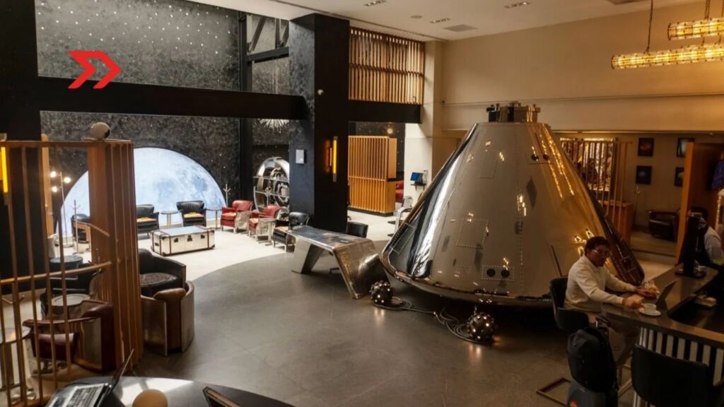 The Grand Lounge Elite