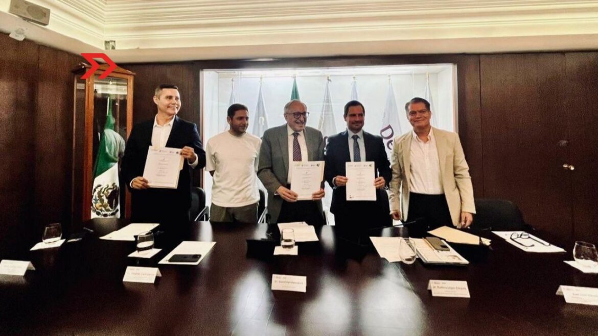 Pfizer y el Gobierno de México firman acuerdo para fortalecer infraestructura farmacéutica nacional