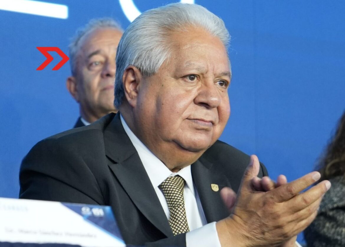 Vicente Gutiérrez Camposeco es reelecto como presidente de Canaco CDMX